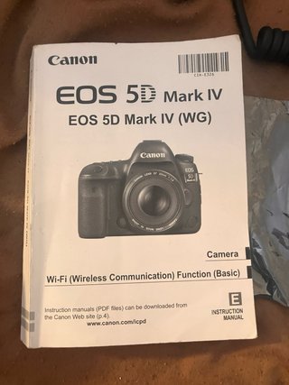 Canon 5D Mark IV + Lente 24-70 + Accesorios