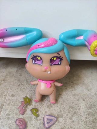 Bellies fron Bellyville Conejo Muñeca