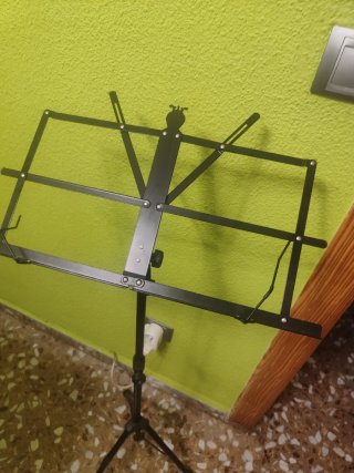 Atril de pie plegable negro