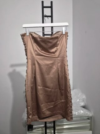 Vestido de fiesta sin tirantes