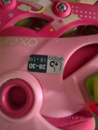 Patines Oxelo Talla 28-30 Rosas Casco protector
