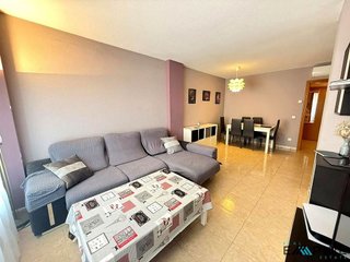Piso en venta en Parla Este en Parla