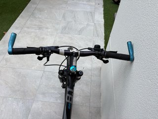 Bicicleta Rockrider RR 8.1