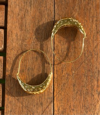 Pendientes Soeur dorados martelé
