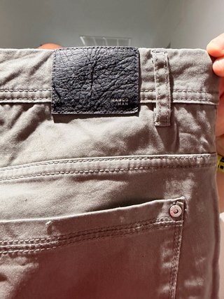 Pantalón Chino Mango gris