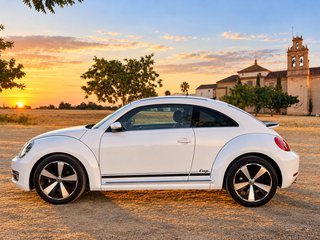 Volkswagen Beetle 2.0 TDI 140 CV Design