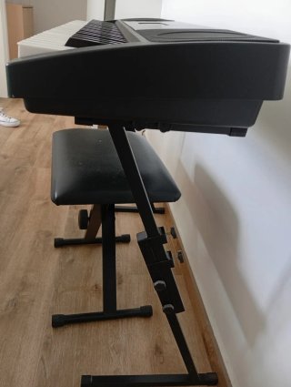 Teclado RockJam RJ761 + Metrónomo Korg MA-2