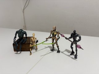 Lote 4 Figuras Star Wars Droides