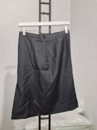 Falda negra midi, Bottega Veneta