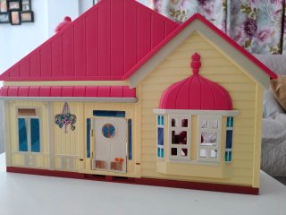 Casa de Bluey incluye figuras de coco y snickers