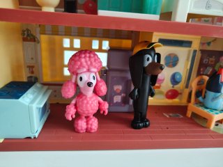 Casa de Bluey incluye figuras de coco y snickers