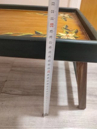 Mesa de cama plegable de madera