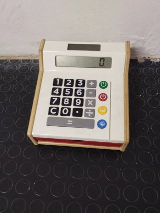 Maquina registradora de juguete solar