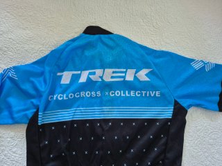 Conjunto Ciclismo Trek Santini Niño