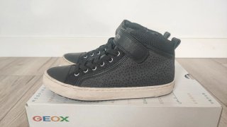 Botín Geox gris talla 35