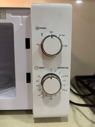 Microondas OK. OMW 2024-3 W (700W/20L) NUEVO