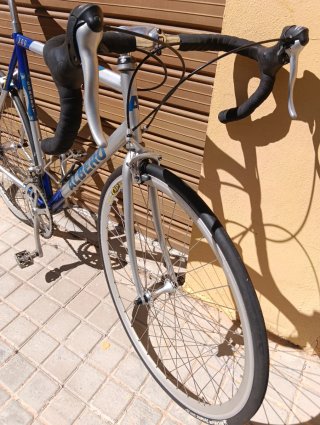 Bicicleta de carretera ALBERO