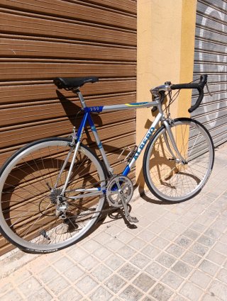 Bicicleta de carretera ALBERO