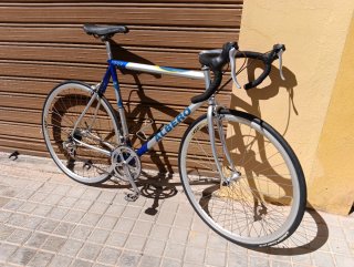 Bicicleta de carretera ALBERO