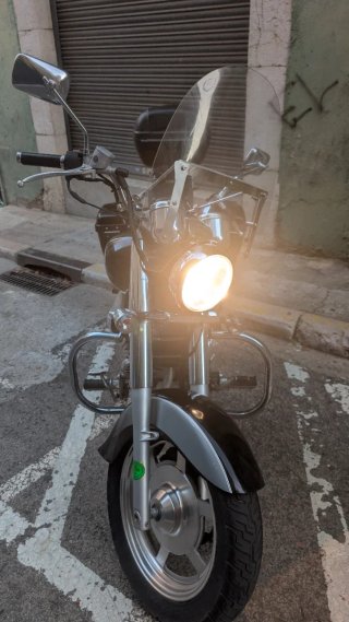Hyosung Aquila 125cc Custom Moto