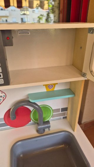 Cocinita de juguete con accesorios