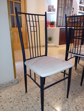 Mesa cristal y 4 sillas forja