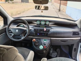 Peugeot 807 2.2 HDI 130 6v 7 plazas