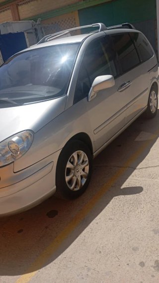 Peugeot 806 2004