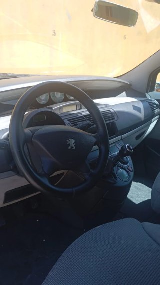 Peugeot 806 2004