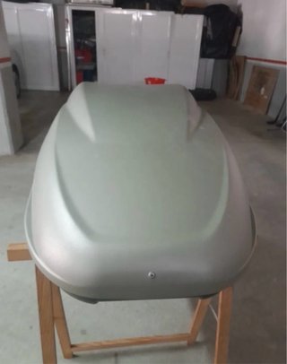 cofre de coche como nuevo