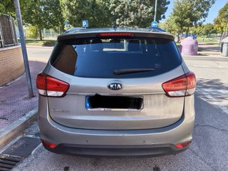 KIA Carens 2015