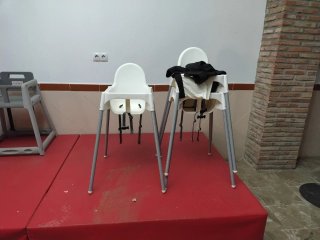 2 Tronas de bebé blancas