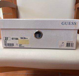 Botines Tacon Guess Ante Negro Tachuelas