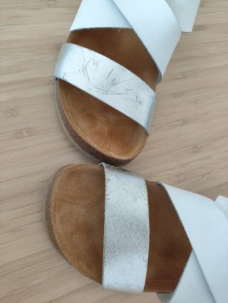 Sandalias Autenti Piel Talla 37 Plata y Blanco