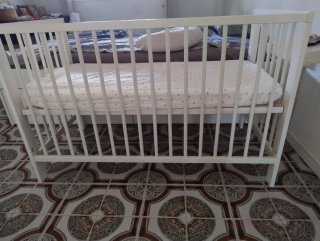 Mueble CAMBIADOR y CUNA