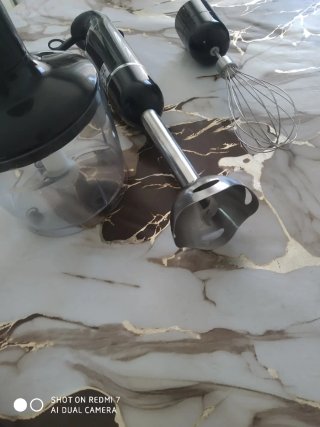 Batidora de mano con accesorios