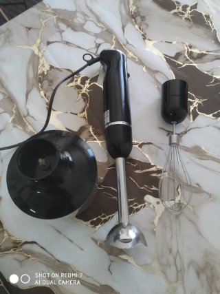 Batidora de mano con accesorios