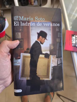 Vendo novelas en perfecto estado. 3 euros la unida