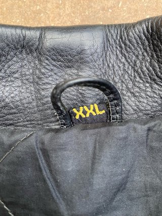 Chaqueta piel vacuno negra estilo motera talla XXL