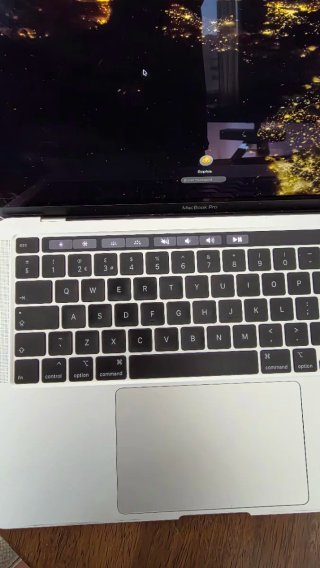 Apple MacBook Pro 13 A2251 16GB RAM 500GB SSD