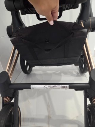 Cochecito Eléctrico Cybex e-Priam. Capazo y silla.