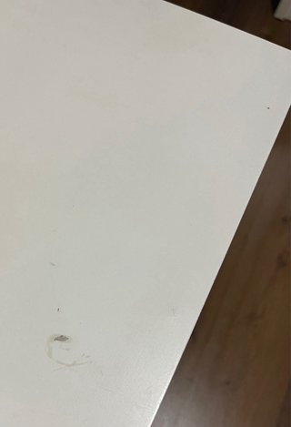 Mueble auxiliar de madera.