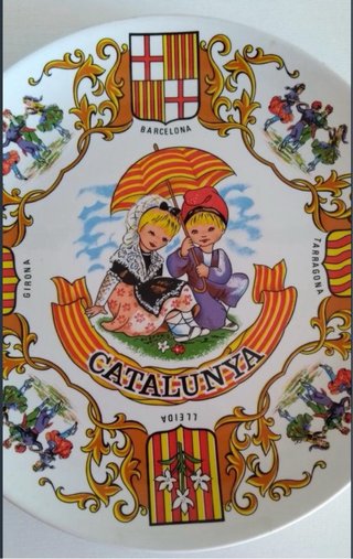 Plato decorativo Vintage Cataluña 23cm escudos