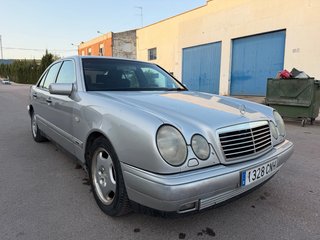 Mercedes-Benz Clase E 1996