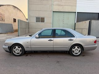 Mercedes-Benz Clase E 1996