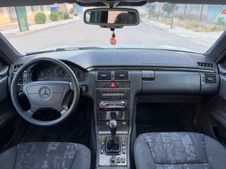 Mercedes-Benz Clase E 1996