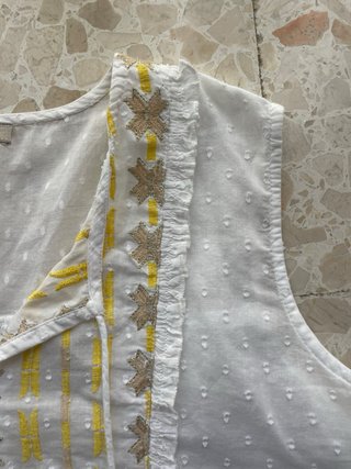 Blusa Dándara M/38 Blanca y Amarilla