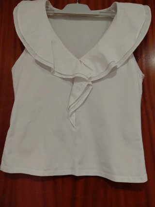 Camiseta Mango Blanca Escote V