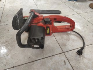 Motosserra Black & Decker 1900W - Peças