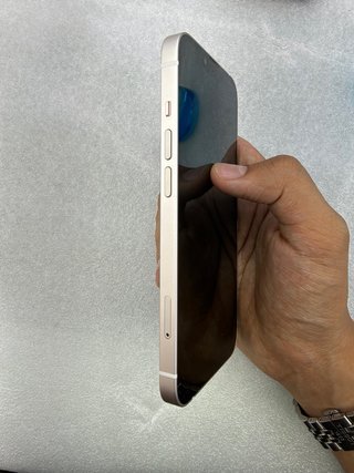 iPhone 13 128GB Starlight